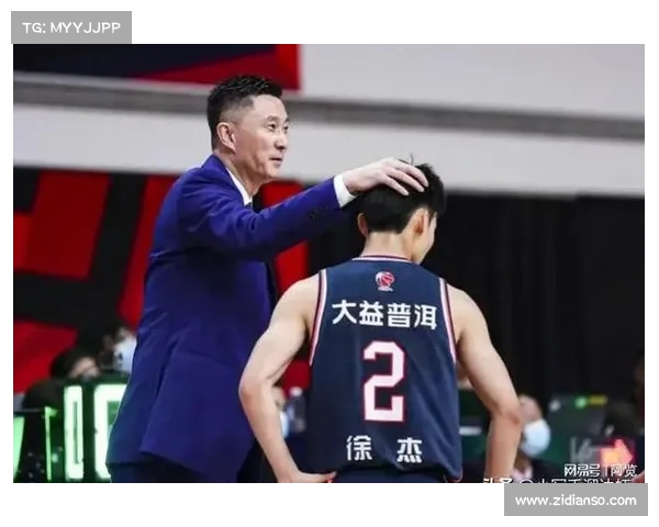 广东男篮杜锋强调团队协作 二沙岛封闭集训全力冲刺全运会 广东男篮杜锋强调团队协作 二沙岛封闭集训全力冲刺全运会